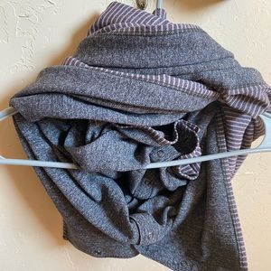 Lululemon vinyasa scarf